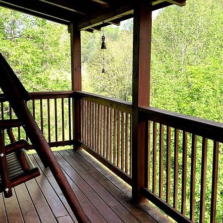 הוילה סביירוויל Smoky Mtn Hideaway - Cabin W/ Hot Tub & Pool Table מראה חיצוני תמונה