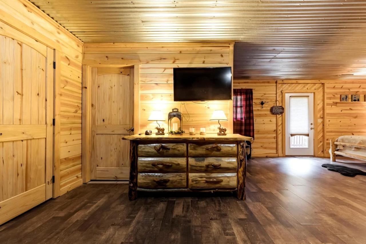 הוילה סביירוויל Smoky Mtn Hideaway - Cabin W/ Hot Tub & Pool Table מראה חיצוני תמונה