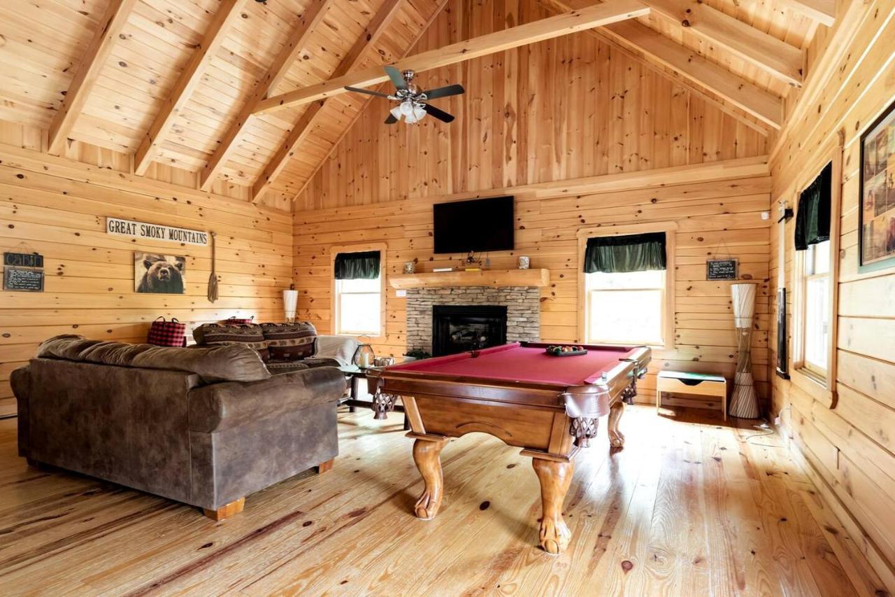 הוילה סביירוויל Smoky Mtn Hideaway - Cabin W/ Hot Tub & Pool Table מראה חיצוני תמונה